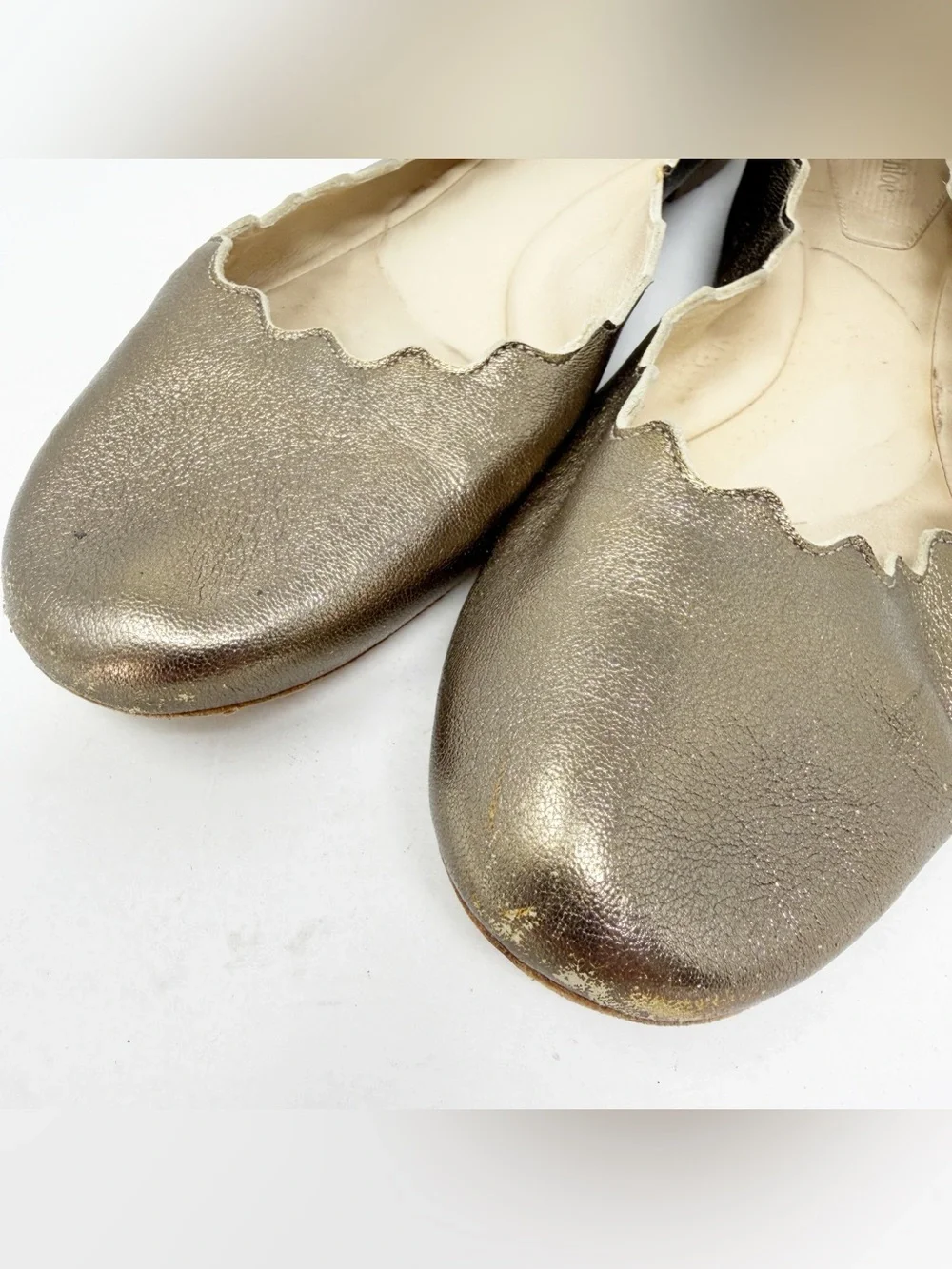 Chloe LAUREN Scallop Metallic Gold Leather Ballet Flats Womens Size 37 EU 7 US